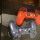 سوني 4 مع يدين
