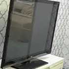 شاشة تلفزيون مستعملة نوع ال جي ب 400 ريال