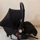 عرباية أطفال ومقعد سيارة بحالة ممتازة