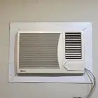 مكيف شباك قوي التبريد ونظيف