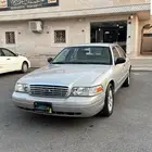 للبيع فورد كراون فكتوريا 2011