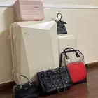 طقم شنط سفر و شنط نسائية ماركات وشنطه أطفال جديده