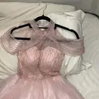 للبيع فستان