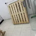طبليات خشب نظيفه في بقيق الكداديه الغربيه