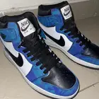 جزمه نايك جوردن ازرق مقاس 42 نظيف