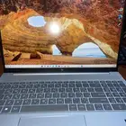 لابتوب HP بجميع ملحقاته (( استخدام خفيف)) لايوجد عيوب .