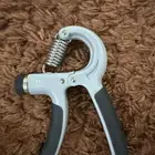 تقويه معصم اليد