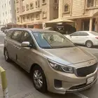 كيا كارنيفال 2016 للبيع