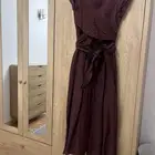 فساتين مستعملة نظيفة للبيع