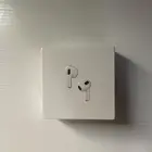 سماعات AirPods
