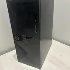 كمبيوتر وشاشه نضيفه