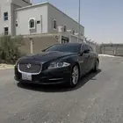 للبيع جاكوار xj 2015
