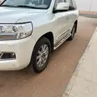 لاندكروزر 2016 فل كامل ماشي250 المكينه 8 سرندل شرط