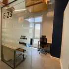 مكاتب مؤثثه للإيجار