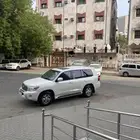 لاندكروزر قير عادي دفلك فتحة بصمه ثلاجه مكيفين فل كامل