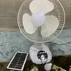 مروحة طاقة شمسية وكهرباء تخزين في البطارية