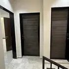 شقة للبيع في حي السعادة بموقع مميز على شارعين أمام مرفق حكو