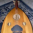 آله عزف عود