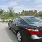 لكزس LS460L 2010. مخزن