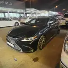 لكزس 2021 ES فل كامل العداد 93 ألف كيلو فقط