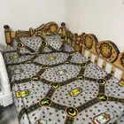 خمس كراسي خشب للبيع