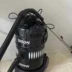 مكنسة كهربائيه