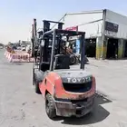 رافعة شوكية تيوتا 2013 نضيفه بحاله الوكالة