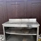 طاولة ستيل