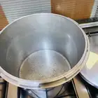 قدور ظغط تربو مقاس 6 و مقاس 9 للبيع نظيفه جدا