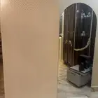 مرايا وخلفية مدخل