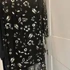 فستان اسود مع ذهبي