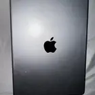 ايباد اير 2 جهاز نظيف خالي من المشاكل البيع على السوم