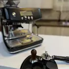 ماكينة قهوه ( برفل برو ) اسود مطفي