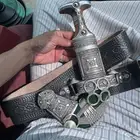 جنبيه شبه زراف للبيع كفو للتواصل واتس فقط