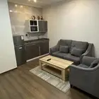 شقق وغرف مفروشه للايجار الشهري