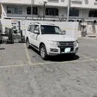 متسوبيشي باجيرو 2016 GLS فل كامل