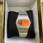 ساعه قديمه نادره مخزنه