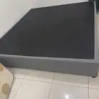 فرش بس يحتاج تلبيسه نظيف وسرير