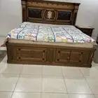 غرفة نوم مستعملة مع كنب ودواليب مجانا
