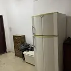 اثاث منزلي للبيع   كنب   ثلاجه   طاولة قزاز   فرن غاز