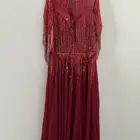 فستان جديد لم يستعمل فخم مره وثقيل