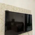 شاشة تلفزيون