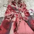 فستان فخم لبسه واحده فقط