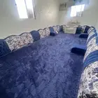 جلسة على شكل حرف U أنيقة للبيع (مع الفرشة والستائر)
