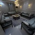 كراسي خشب مع الفرش والمخاد كامله عددها سته 6 بدون الطاوله