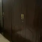 للبيع دولاب خشب فاخر