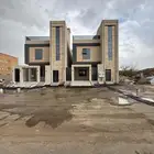للبيع شقق وارواف علويه بحى النزهه احد رفيده
