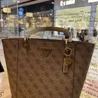 شنطة ماركة جيس أصلية ونظيفه