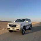 لاندكروزر جي اكس ار 2001