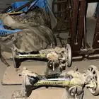 مكينة خياطه للبيع قديمه